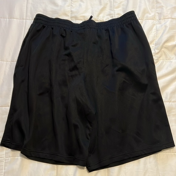 Dri Gear mens XL short by Colosseum Athletics - Picture 4 of 6